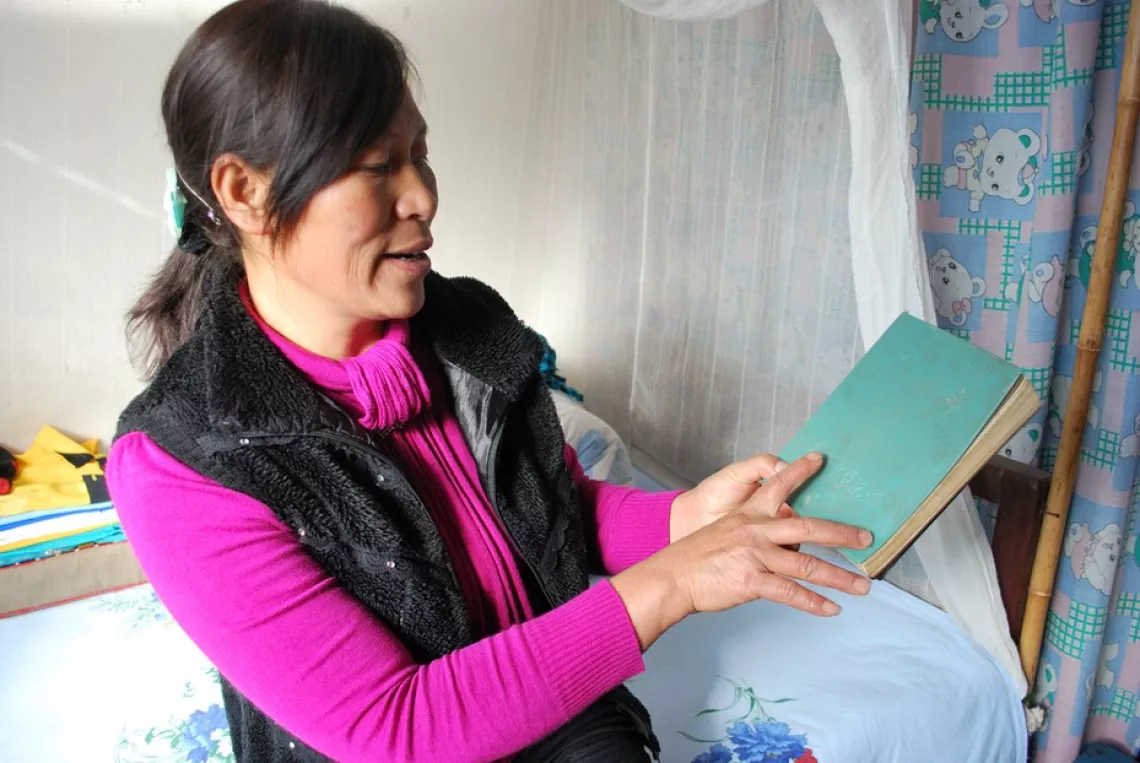 In her spare time, Xiong likes to read books on herbal medicine.