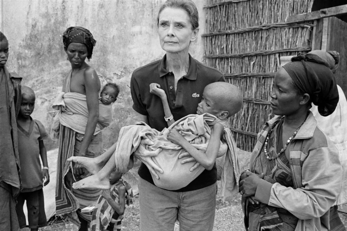 In September 1992, four months before she died, Hepburn went to Somalia.