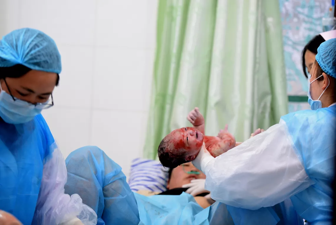国际循证依据表明，住院分娩是降低孕产妇死亡和新生儿死亡的关键措施之一。