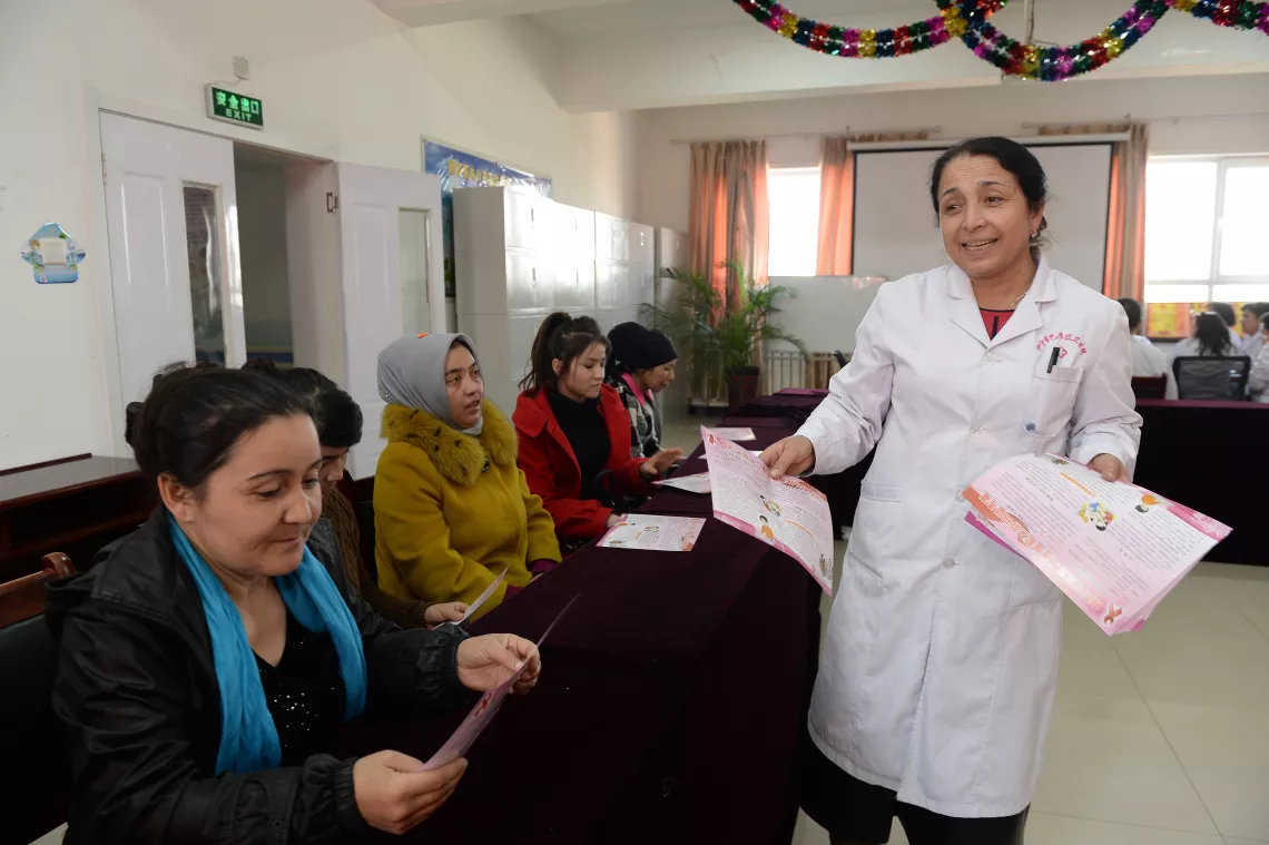 The Community Care for PMTCT Project provides HIV testing and triple-therapy treatment for pregnant mothers and their newborns in the three areas of China’s three western provincial-level regions hardest hit by the disease.