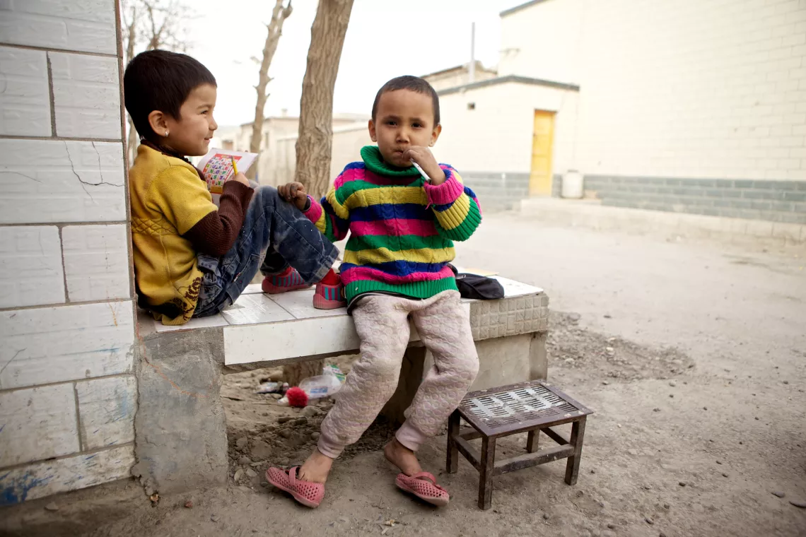 Young children in Aksu, Xinjiang