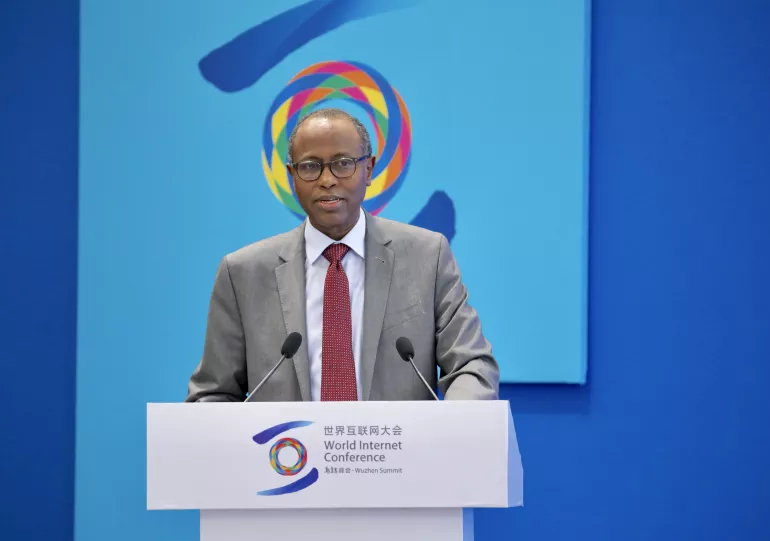 UNICEF Deputy Executive Director Omar Abdi speaks at a sub-forum on “Protection of Minors Online and Governance of Internet Ecology” at the 2019 World Internet Conference in Wuzhen, Zhejiang Province, 20 October 2019.