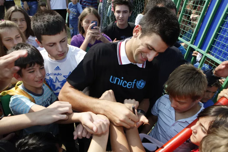 Novak first teamed up with UNICEF in 2011 when he was appointed a UNICEF Serbia Ambassador.  Since then, he has been lending his support to improving the lives of children, especially those who are amongst the most marginalized, with a particularfocus on the importance of early childhood education and development in providing children with the best start to life. 
