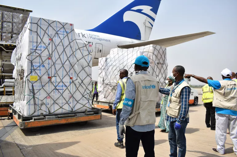 On 16 April 2020 in Nigeria, UNICEF received a delivery of vital health supplies to support the fight against the COVID-19 pandemic via a flight funded by the Maersk Division APM Terminals.